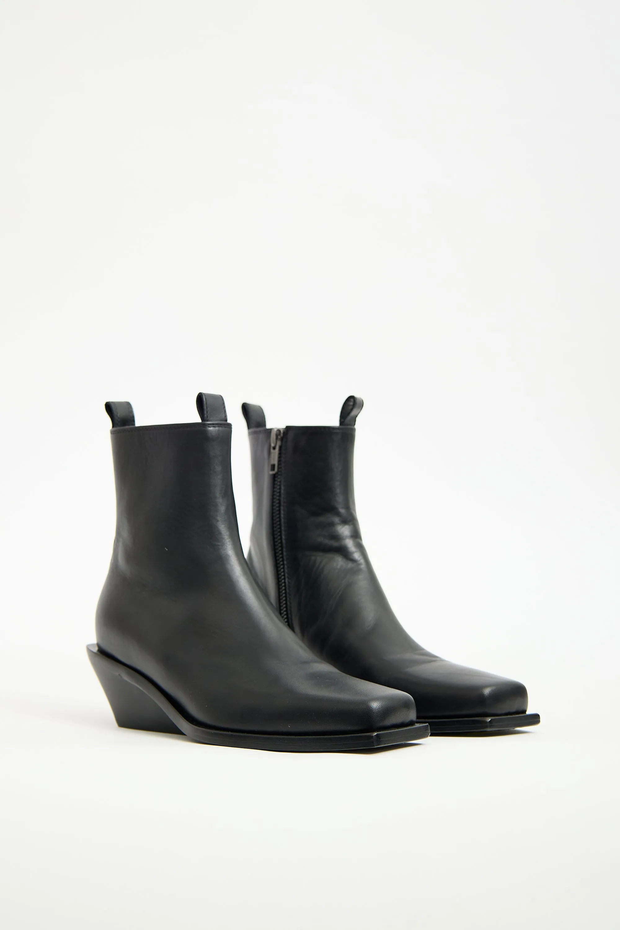 Black Leather Rumi Boot